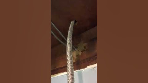 Incorrect Gas Flex Line Installation | Buss Inspection Services, Inc. | (847) 910-9515