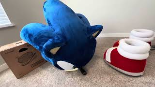Sonic The Hedgehog Mascot Costume Review, Suit Up, and Overview