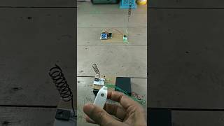 Download Lagu RF Mobile Notification LED 📱 #diy #electronic #circuit #rf #radio #led #experiment MP3