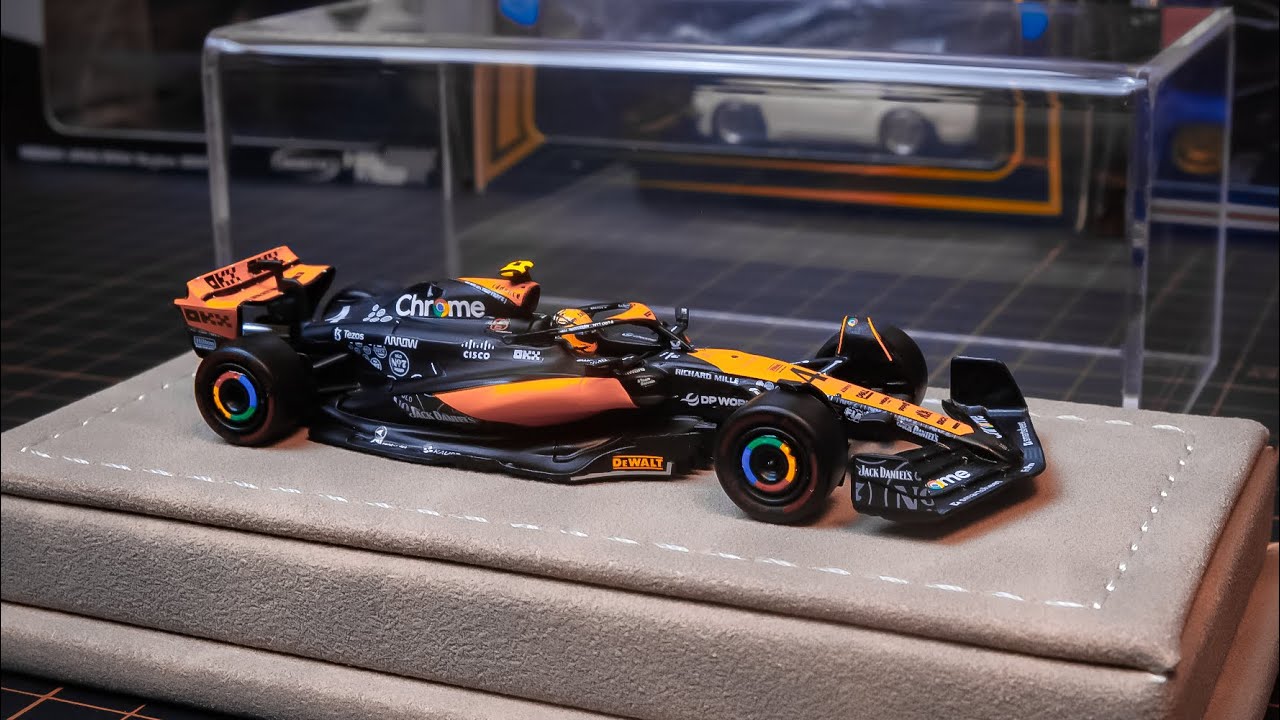 Spark F1 McLaren McL60 #4 Lando Norris Las Vegas GP 2023 - YouTube