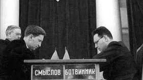 Endgame Triangulation clearly explained: Botvinnik-Smyslov 1958