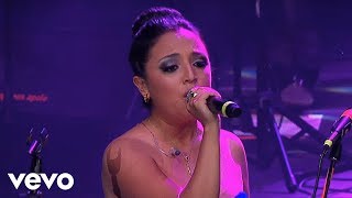 Video thumbnail of "Los Ángeles Azules - Las Maravillas De La Vida (Live)"