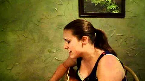 Lindsey Horton sings adele "Rolling in the deep"