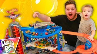 World Largest Hot Wheels Toy IN OUR HOUSE!!