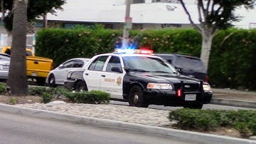 LASD Responding Code 3 (Opposite lanes)