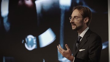 How to Build an Intelligent Machine | Michael Bronstein