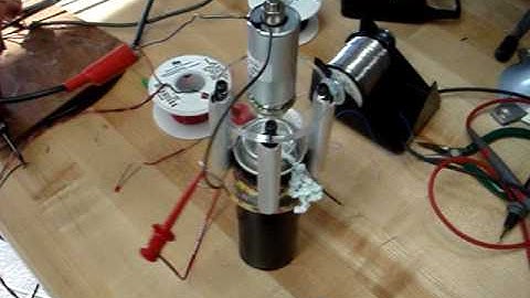 Prototype This: Personal Airbag silly string/accelerometer test