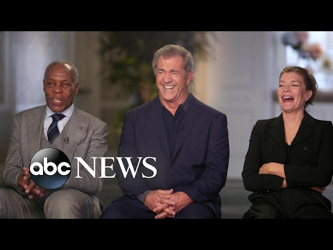 'Lethal Weapon' cast reunites for 30th anniversary of the classic buddy cop film