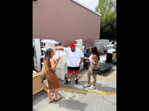 When Rafi and Joslyn’s shoe store gets tossed out the building!
