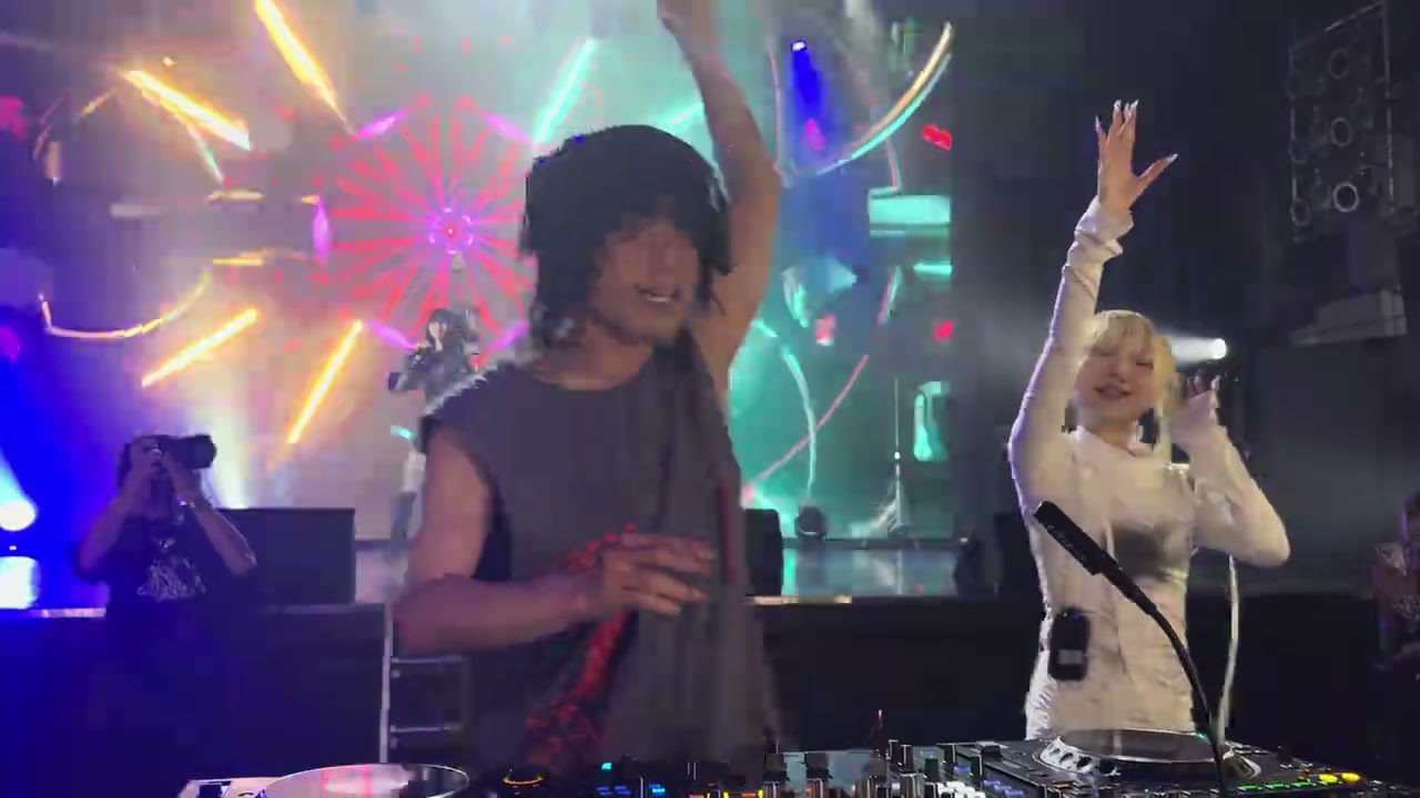 日本未発売！raw yaw media dizygote ステレオオシレーター aiya.yuuki 噂のspeedrevo 変則的なデザインは見ての通り、機能