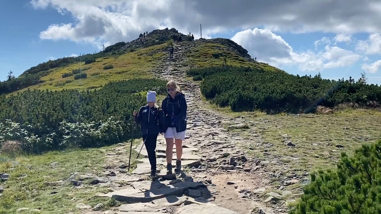 Beskidy dla każdego: Babia Góra - królowa Beskidów z Przełęczy Krowiarki