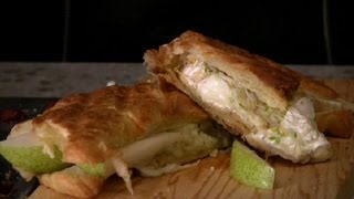How to Make a Grilled Brie & Pear Sandwich : Delectable Recipes