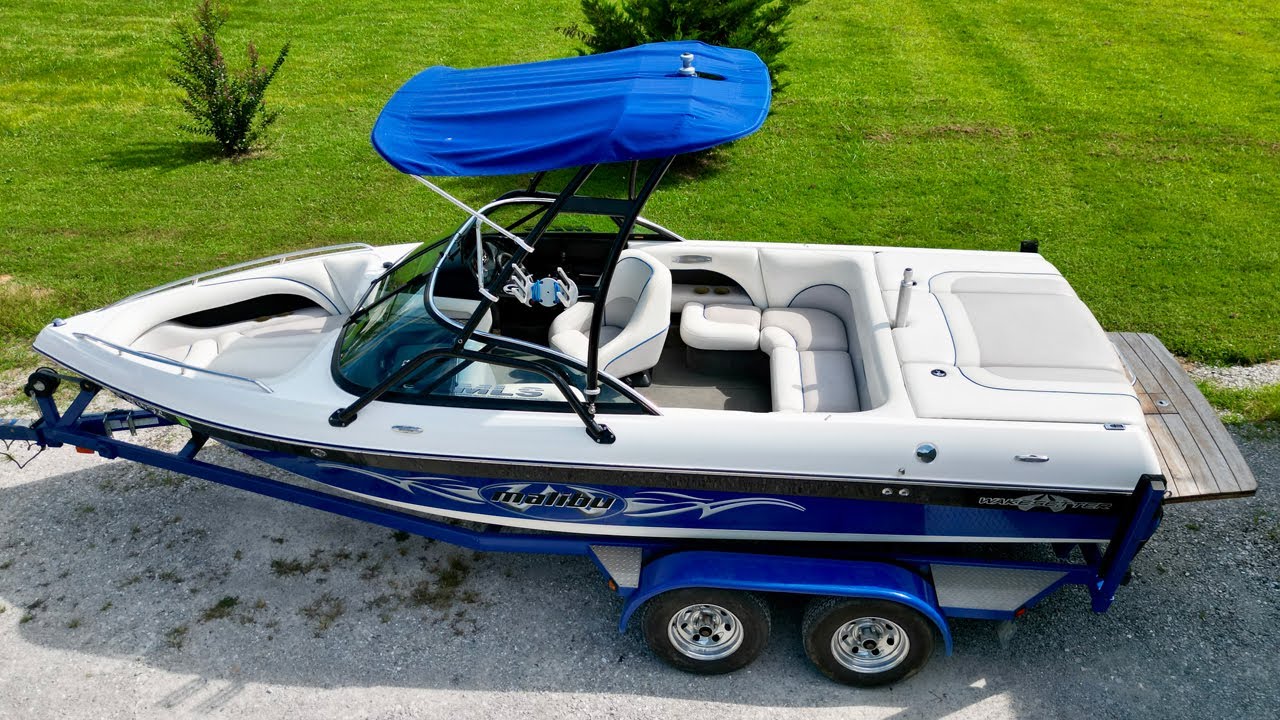 SOLD - 2003 Malibu Wakesetter 21 VLX Ski Wake and Surf Boat near