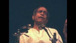 Video thumbnail of "Yaake Mookanadyo Guruve nii - Bhimsen Joshi"