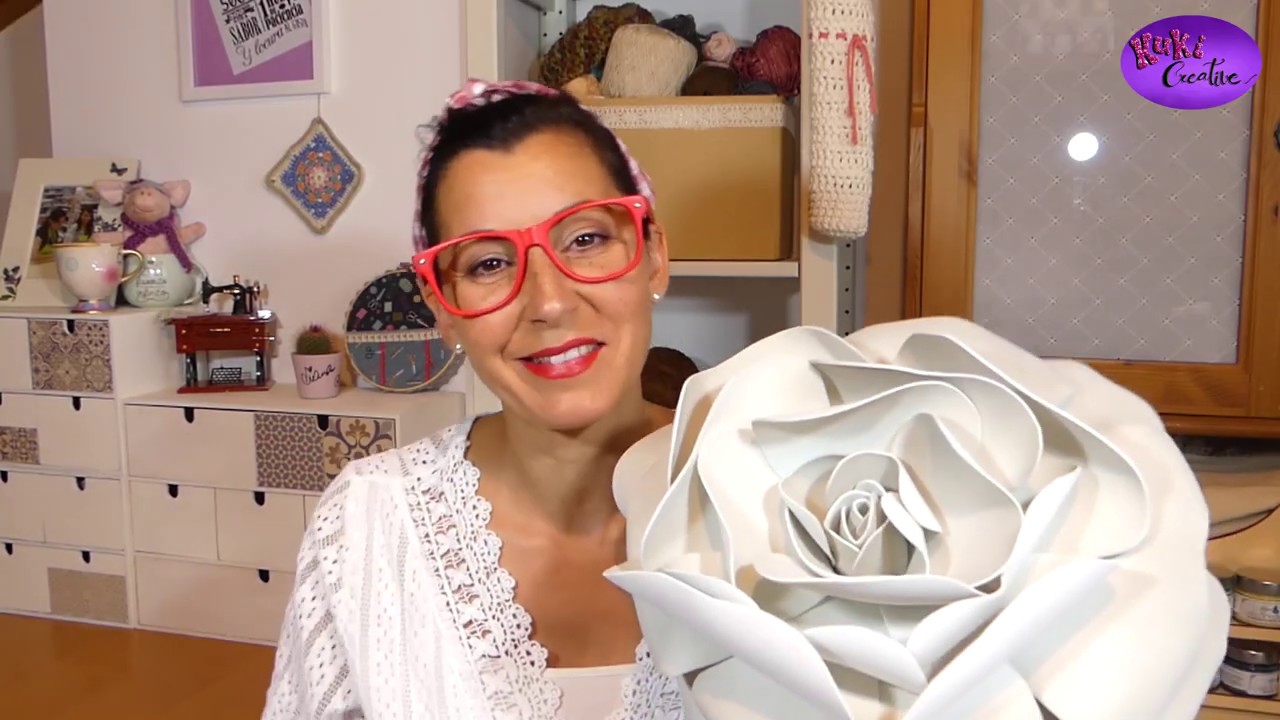 Flor gigante de goma EVA o Foami