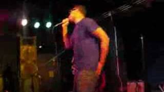**NEW MUSIC** Bilal Live Performance, "Cake and Eat It Too," 12.05.09