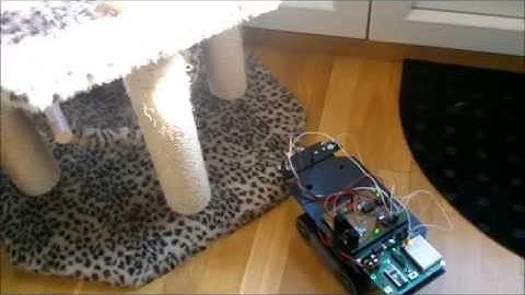 Robot tank som styrs med BASIC-STAMP via en Motor Controller