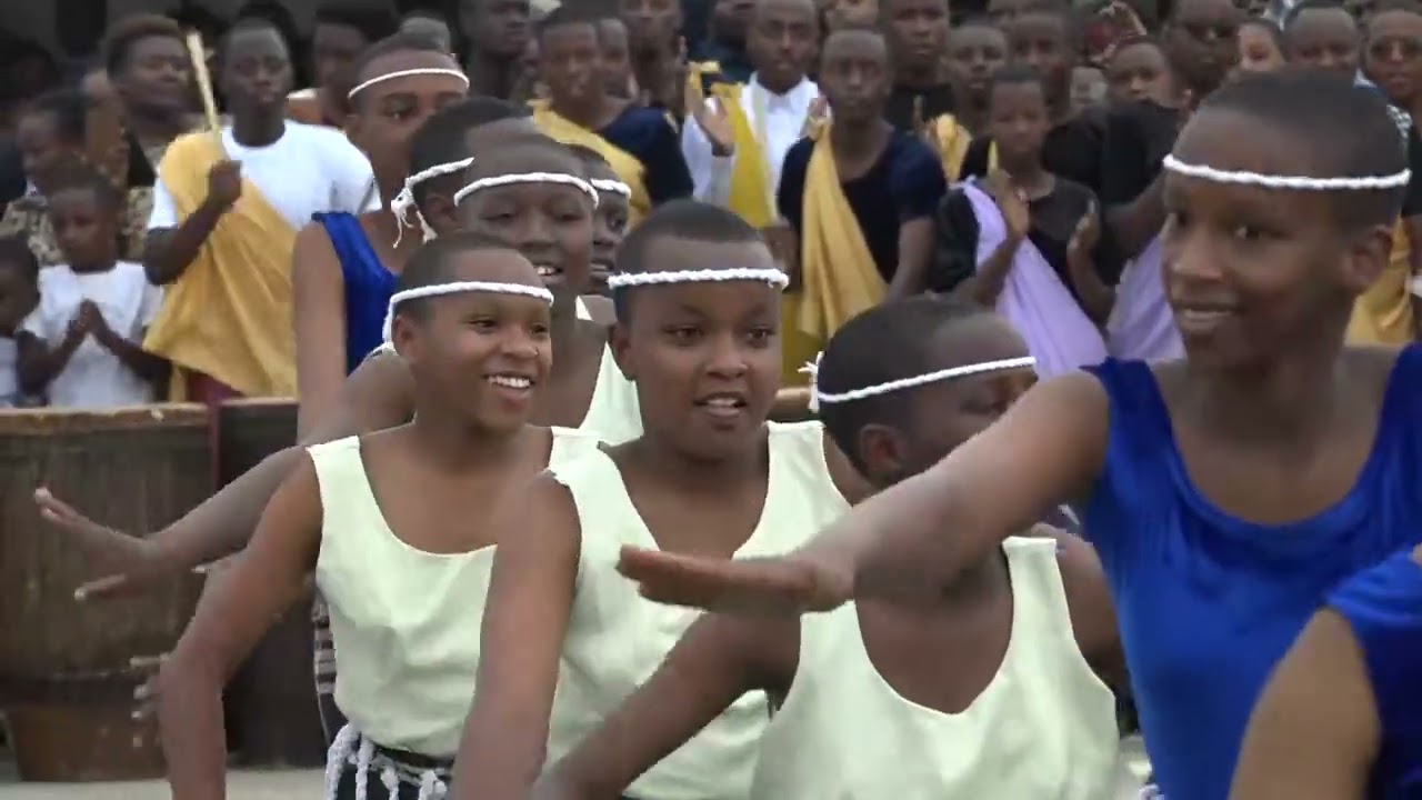 ITORERO RYA ECOLE SAINTE BERNADETTE DE KAMONYI/ UMUNSI MUKURU W'ISHURI 25 06 2023