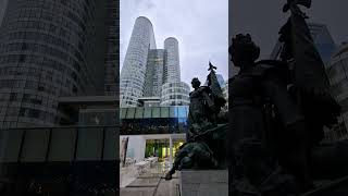 Paris La Défense sous la pluie #paris