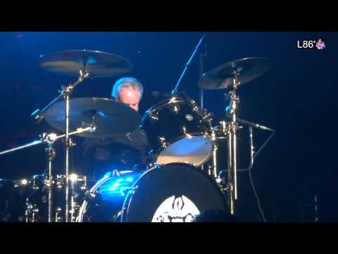 Queen + Adam Lambert Live In Buenos Aires - Drum Battle + Under Pressure (Audience Recording)