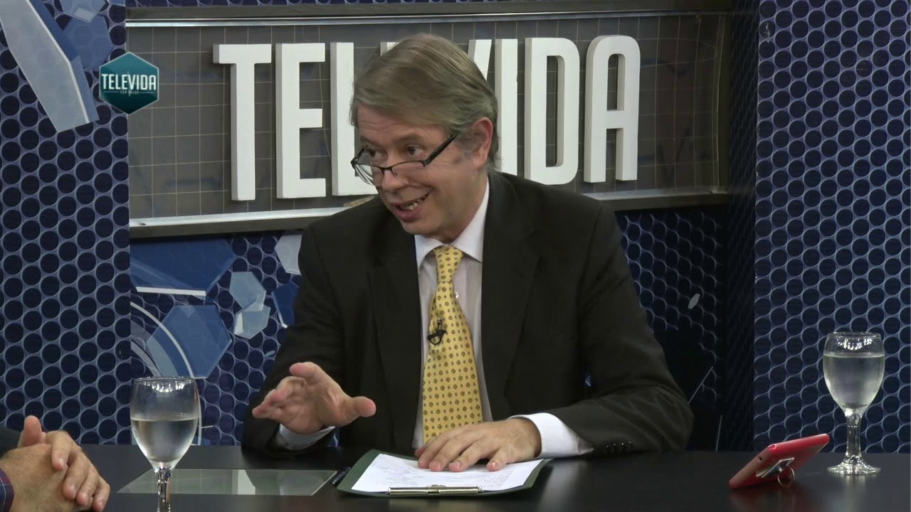 medicos especializados internacionales El consumo de drogas en la adolescencia. Dr. Gustavo De Vega.