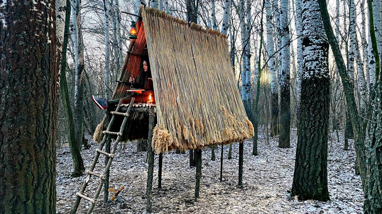 2 days BUSHCRAFT SHELTER BUILDING | Solo camping in raised CABIN ...