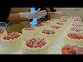 역대급 판매량! 크리스마스에 2000개씩 팔리는? 미친 퀄리티 딸기 케이크 / Amazing Strawberry cake mass making / Korean street food
