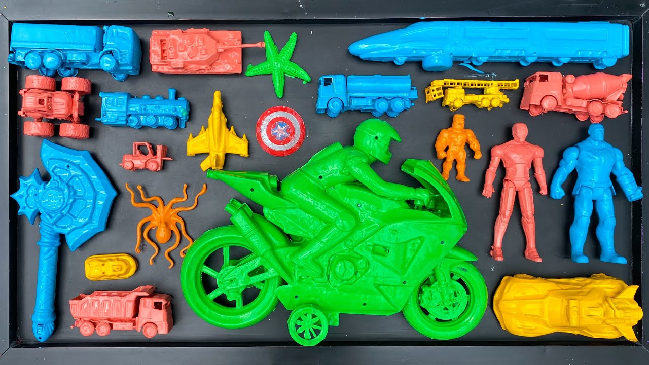 Membersihkan mobil mobilan,mobil balap,mobil tanki,montor balap,excavator,mobil monster,anomali