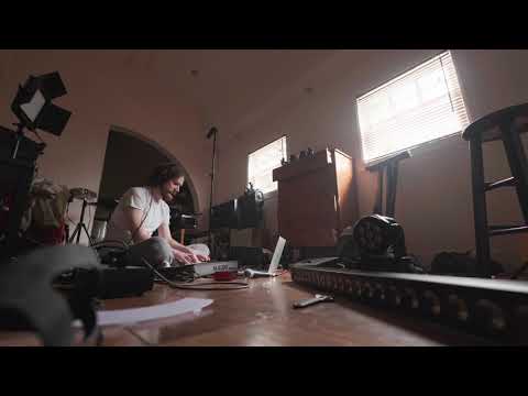 Well, well, look who’s inside again extended (Proper Loop with Lyrics)