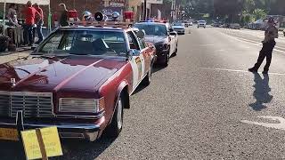 @Sleeperdude check out this vintage State Patrol car!