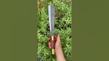 Tôi làm con dao năm đi rừng bằng thép chốt xích xe tăng sắc nét đáng kinh ngạc