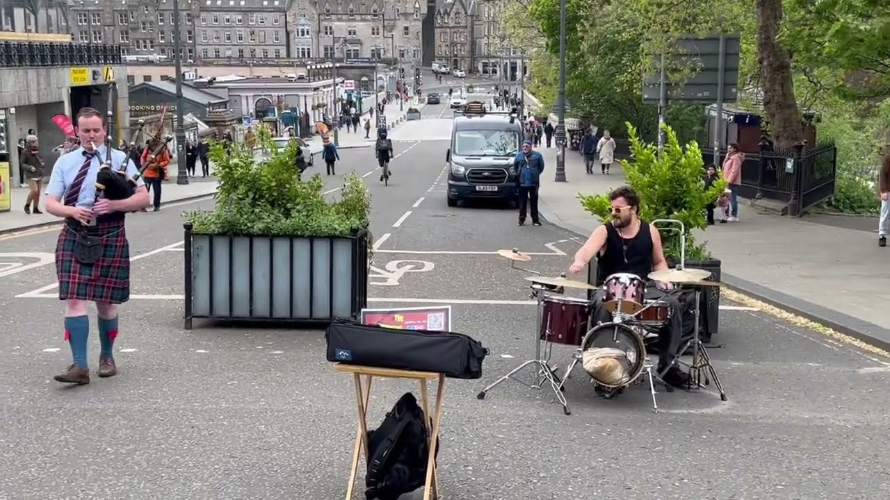 EDINBURGH CASTLE VIEWS