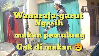 Social experiment || ngasih makan pemulung, tapi ga di makan :'(