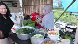 Sarapan Nasi Pecel Godong Jati Mbak Nimas, baru buka langsung laris Indonesian Street Food