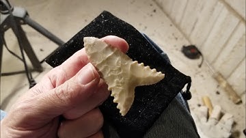 1353 - Flintknapping Strong Projectile Point (Collector Type)