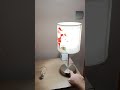 Lámpara de mesa táctil con bombillas, Elegante y funcional lamparita de noche, con 2 puertos de carg