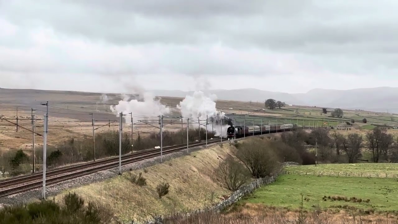 Tangmere powers past SHAP WELLS in typical weather!  29/3/25