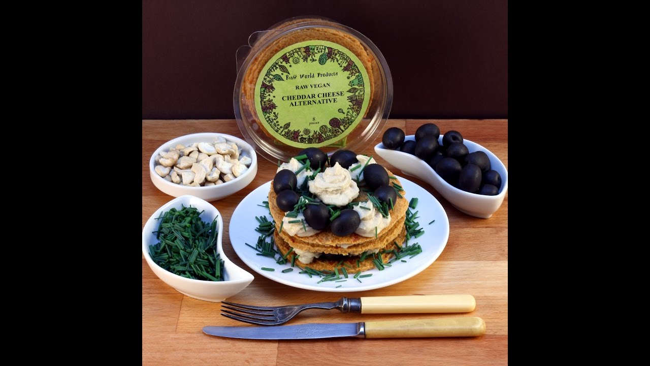Raw vegan alternative cheddar cheese cake (salty) (www.rawworldproducts