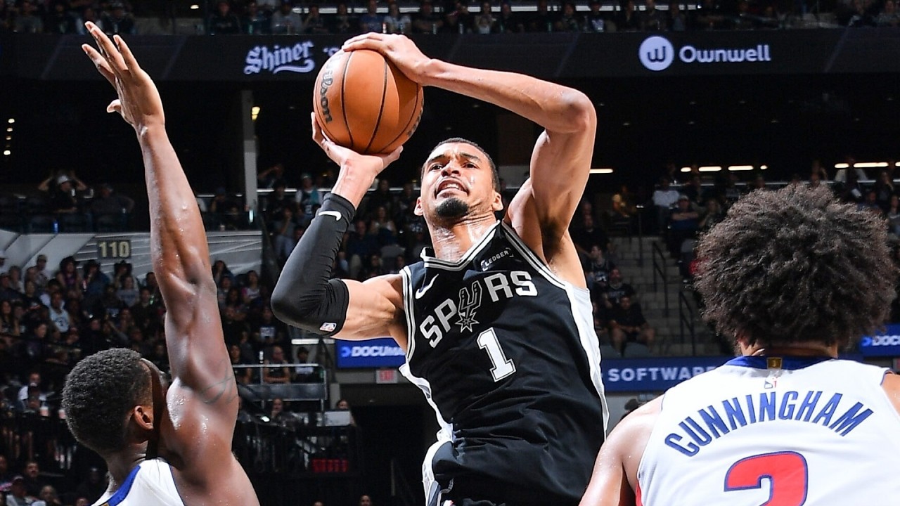 Wemby 38 Pts 16 Rebs 5 Blocks vs Pistons!