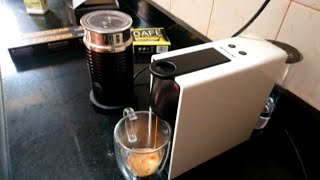ريفيو عن ماكينة تحضير القهوة إسينزا ميني من نيسبريسو  مع صانع رغوة الحليب