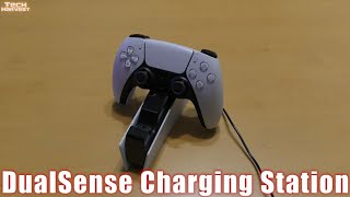 Using The PS5 DualSense Charging Station - PlayStation 5 CFI-ZDS1