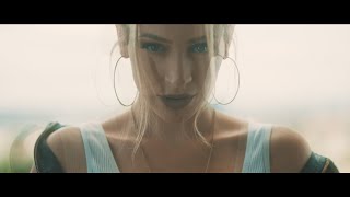 Dominika Mirgová - NA MESIAC (official video)