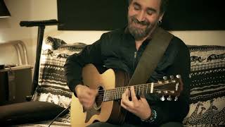 Video thumbnail of "Max Livio  - Qu'est ce que tu deviens? (Version acoustique )"