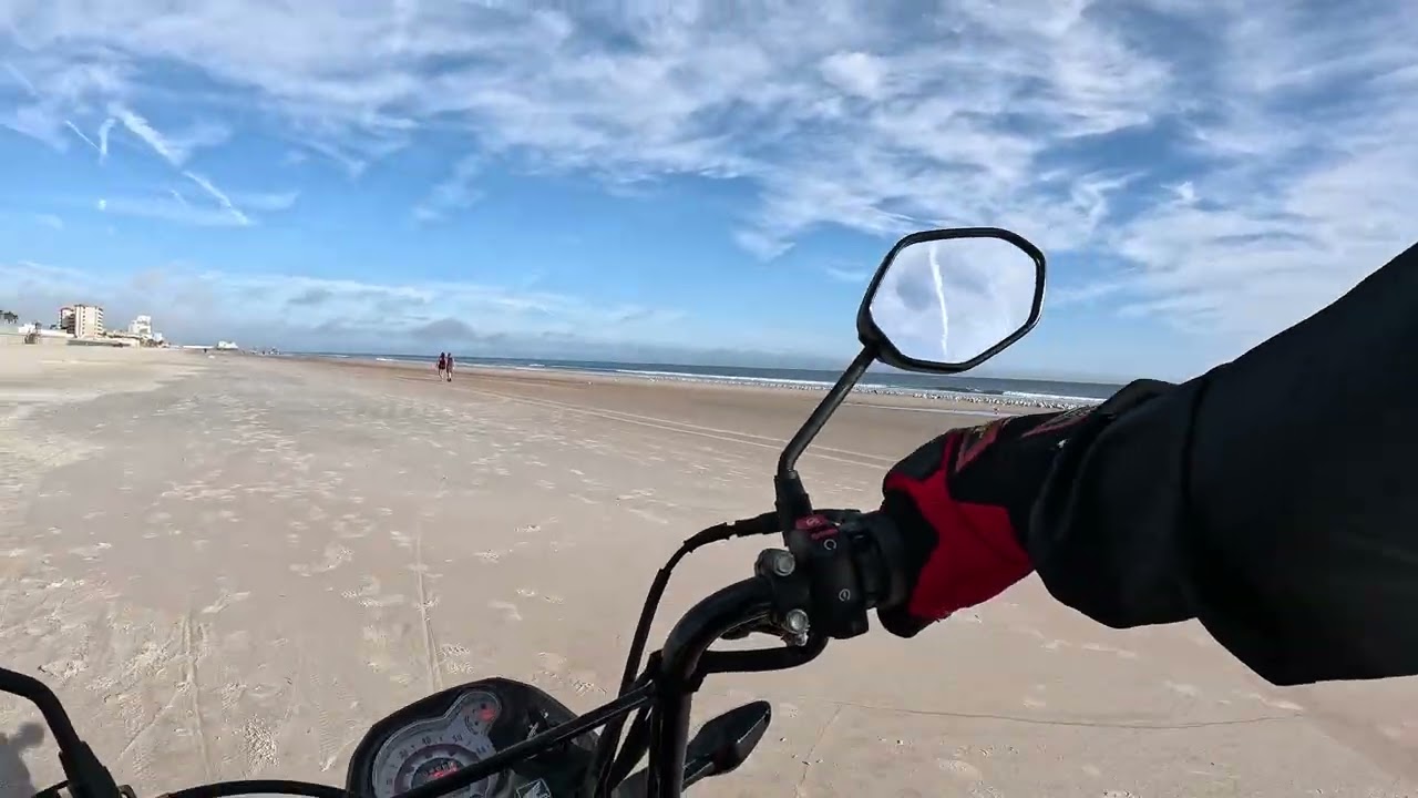 SCOOTER RIDE....LET'S HIT THE BEACH..🌞