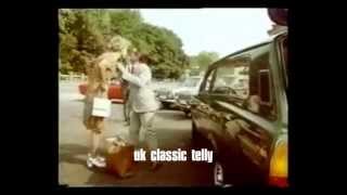 Classic Ads: Ford Escort with Ronnie Corbett