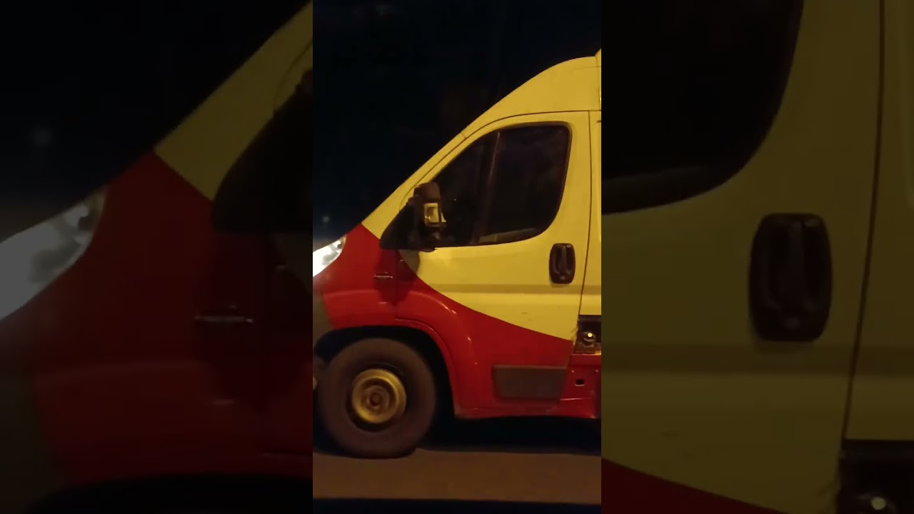 Köy den İstanbul'a gidiyoruz şiki şiki truzimle:)) 