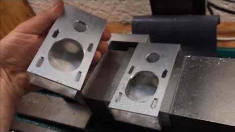 G0704 Milling Machine in Production Mode Making Parts