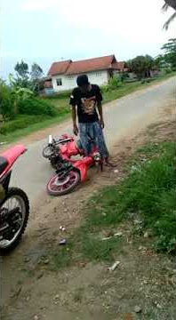 Gagal jumping, bikin awokawokwk 😆