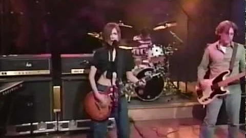 Juliana Hatfield - Universal Heart-Beat (Conan 1995)