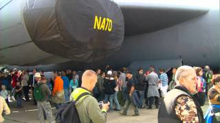 B52..AVI